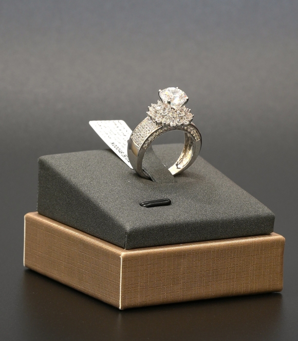 Nhẫn Vàng Trắng 610 NVT5