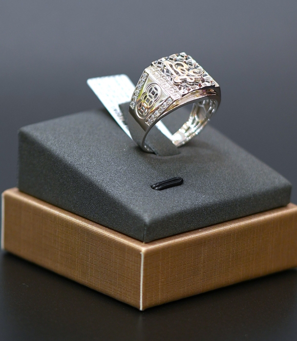 Nhẫn Vàng Trắng 610 NVT13