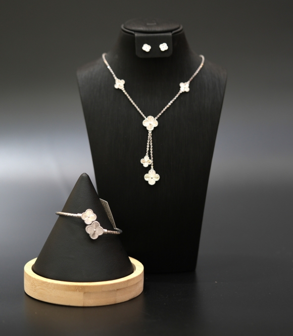 Dây chuyền 610 - 7